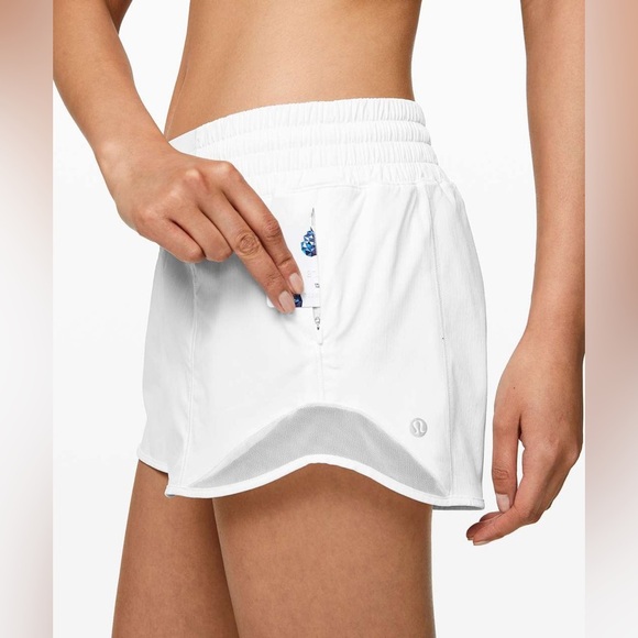 A Lululemon Hotty Hot Short *High-Rise 2.5" - Picture 2 of 5